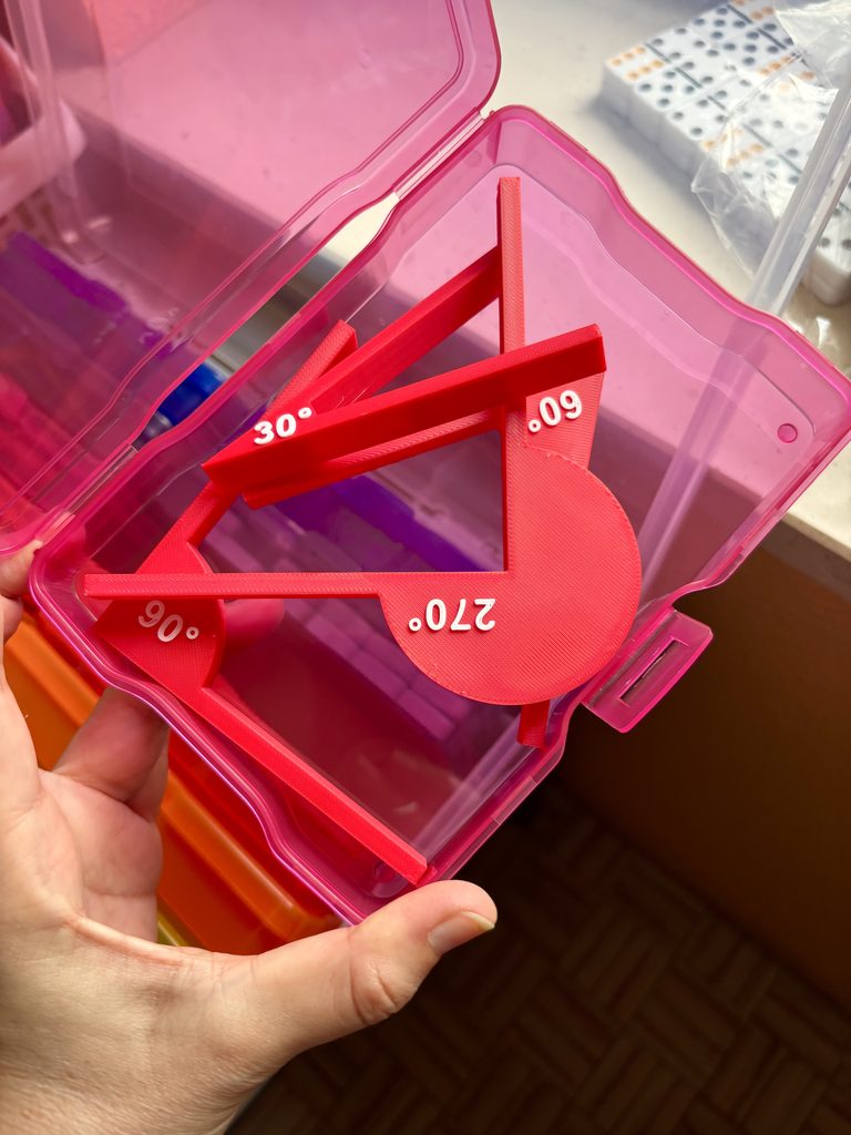 Il nostro nuovo ANGOLO MATEMATICO: come organizzare uno spazio laboratorio in classe!